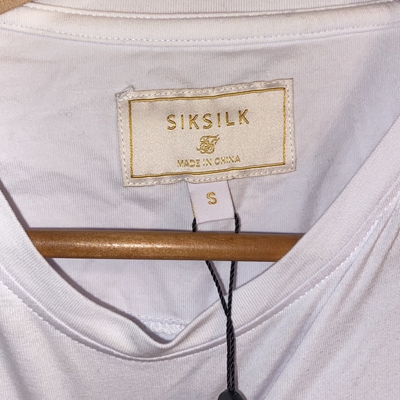 Siksilk Top - Picture 3 of 15